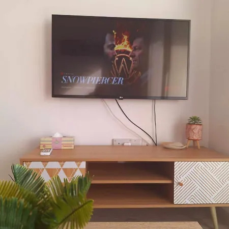 Charming Retreat Kato 400m To The Apartment Paphos