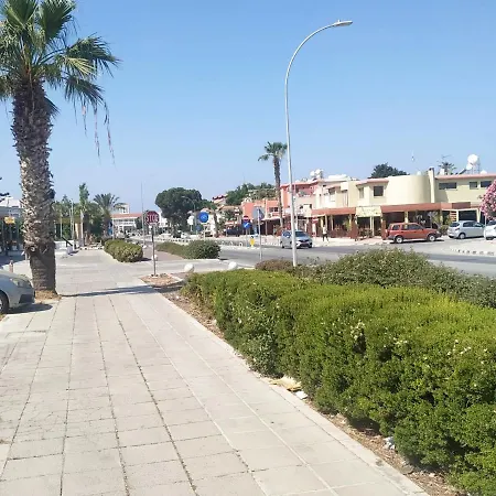 Charming Retreat Kato 400m To The Paphos