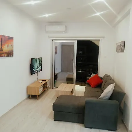 Charming Retreat Kato 400m To The Paphos
