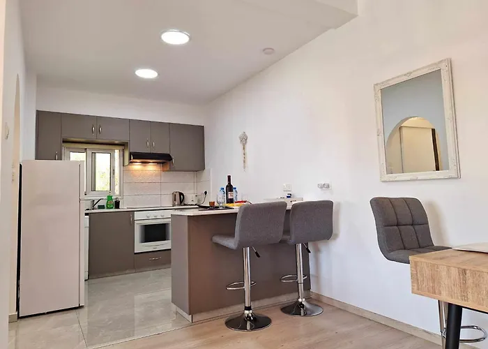 アパート Charming Retreat Kato 400m To The パ フォス