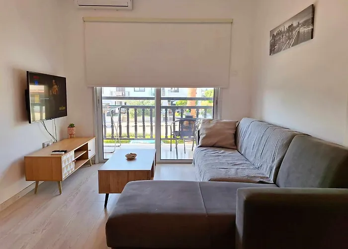 アパート Charming Retreat Kato 400m To The