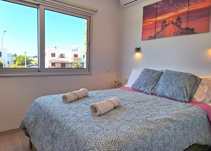 アパート Charming Retreat Kato 400m To The