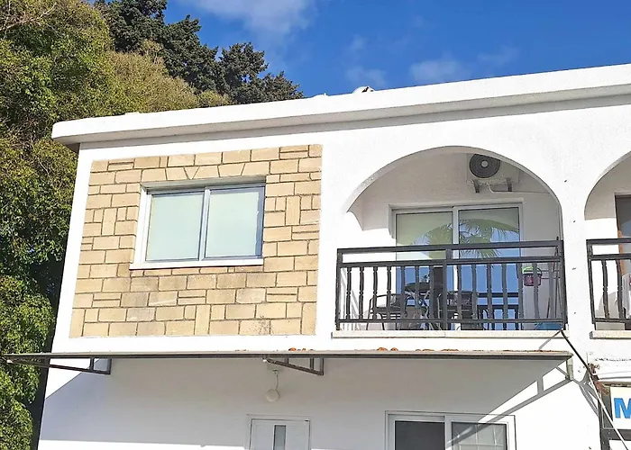 アパート Charming Retreat Kato 400m To The パ フォス