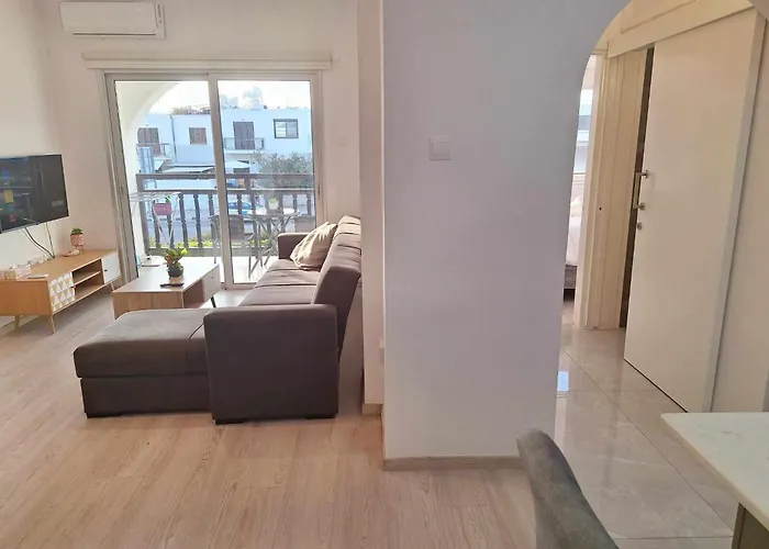 アパート Charming Retreat Kato 400m To The