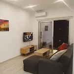 Charming Retreat Kato 400m To The Apartment